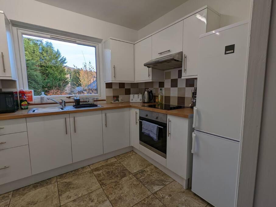 Two Bedroom Flat In Bridge Of Allan, Stirling Exterior photo